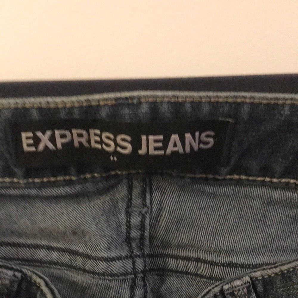 Express Jeans - Picture 2 of 5